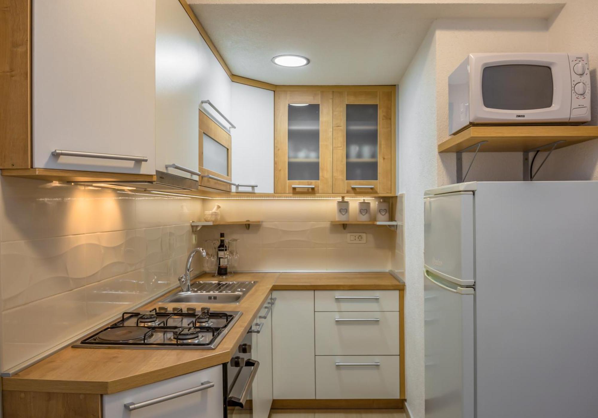 Apartmani Lovrenco Крвавица Екстериор снимка