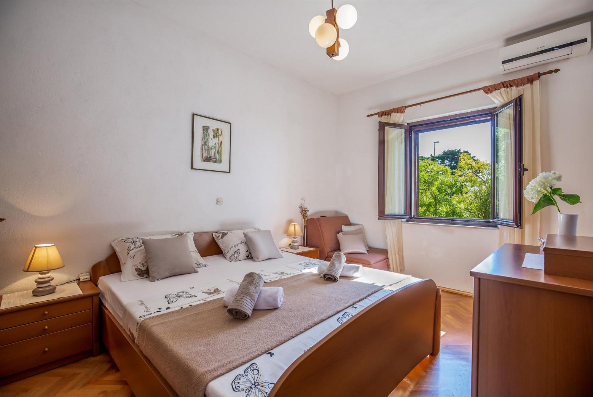 Apartmani Lovrenco Крвавица Екстериор снимка